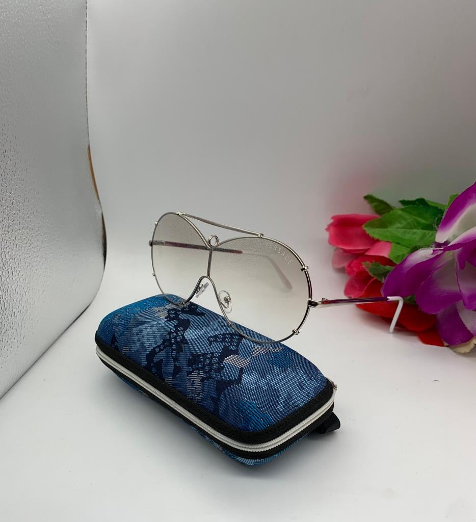 Amanda Oversized Trendy Glasses