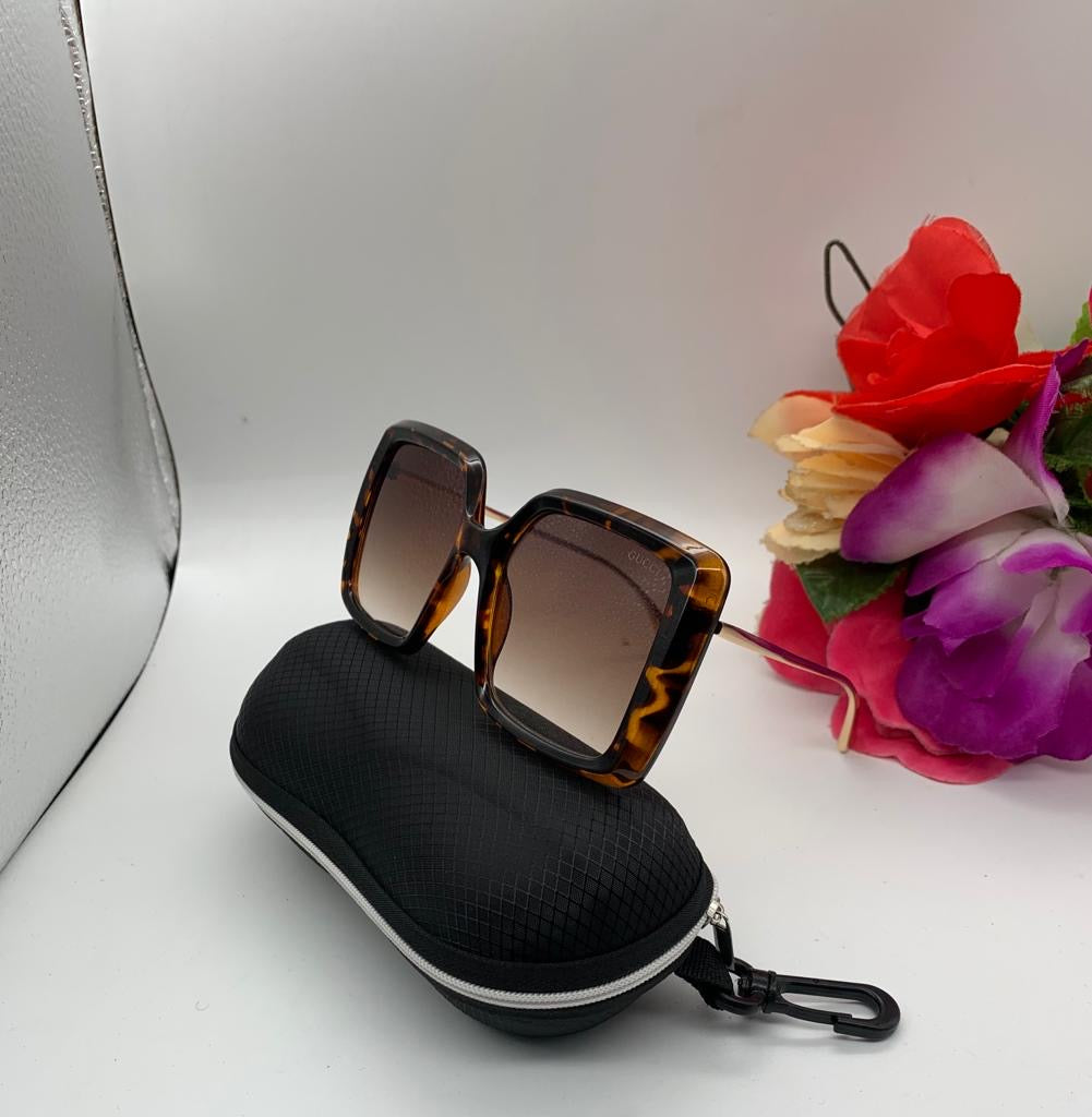 Isabel Oversized Trendy Sunglasses